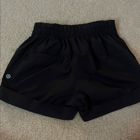 lululemon athletica Black Athletic Shorts - Picture 1 of 3